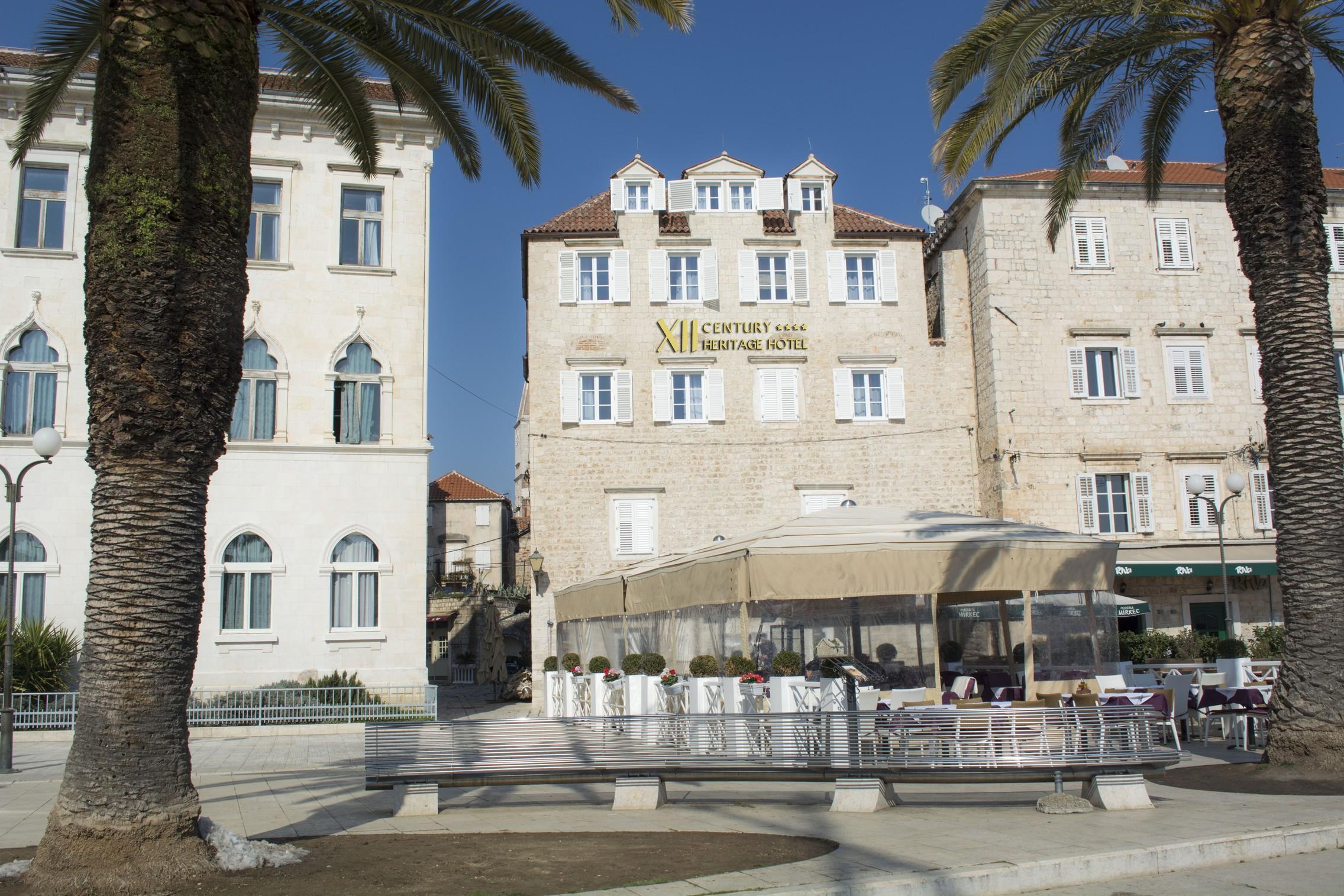 XII Century Heritage Hotel Trogir Extérieur photo