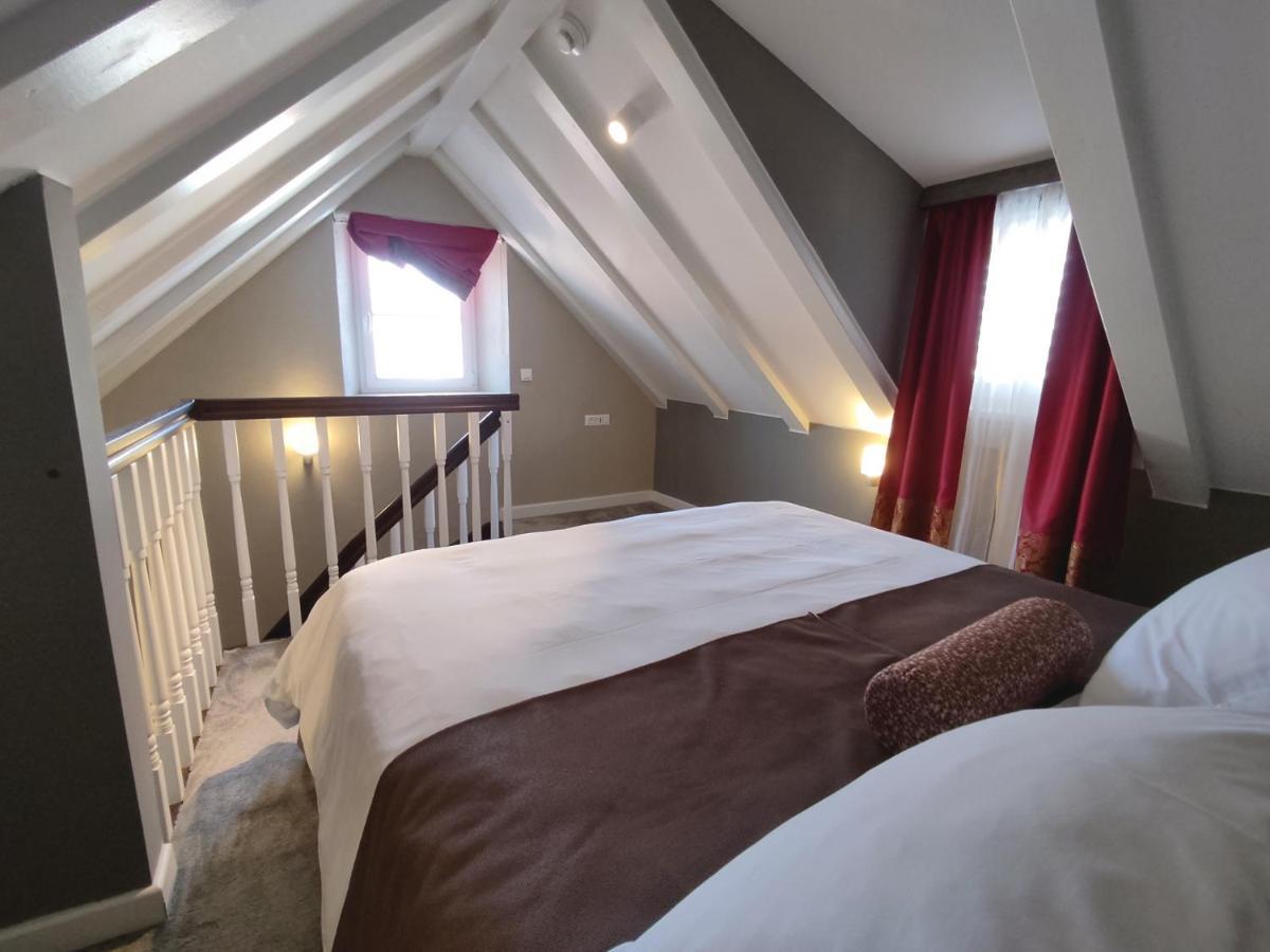 XII Century Heritage Hotel Trogir Extérieur photo