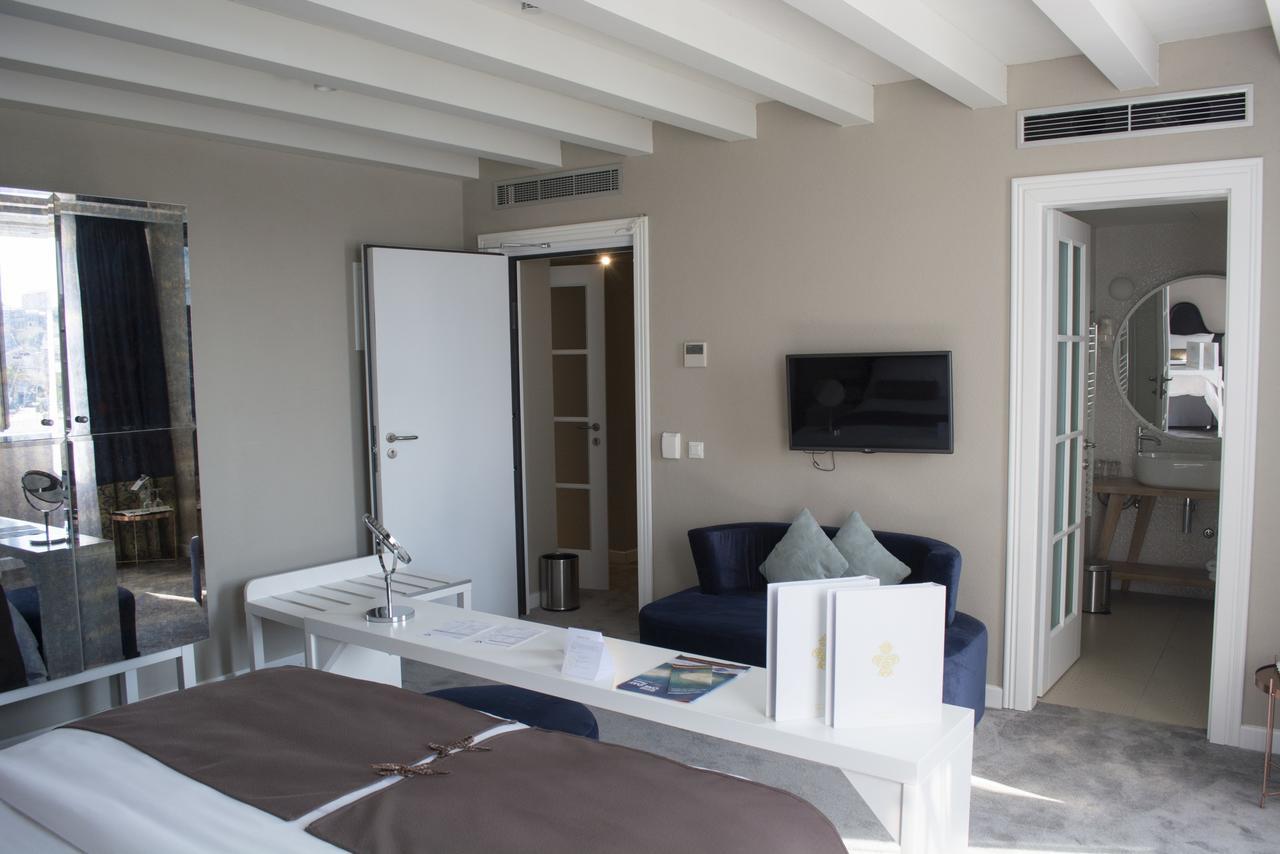 XII Century Heritage Hotel Trogir Extérieur photo